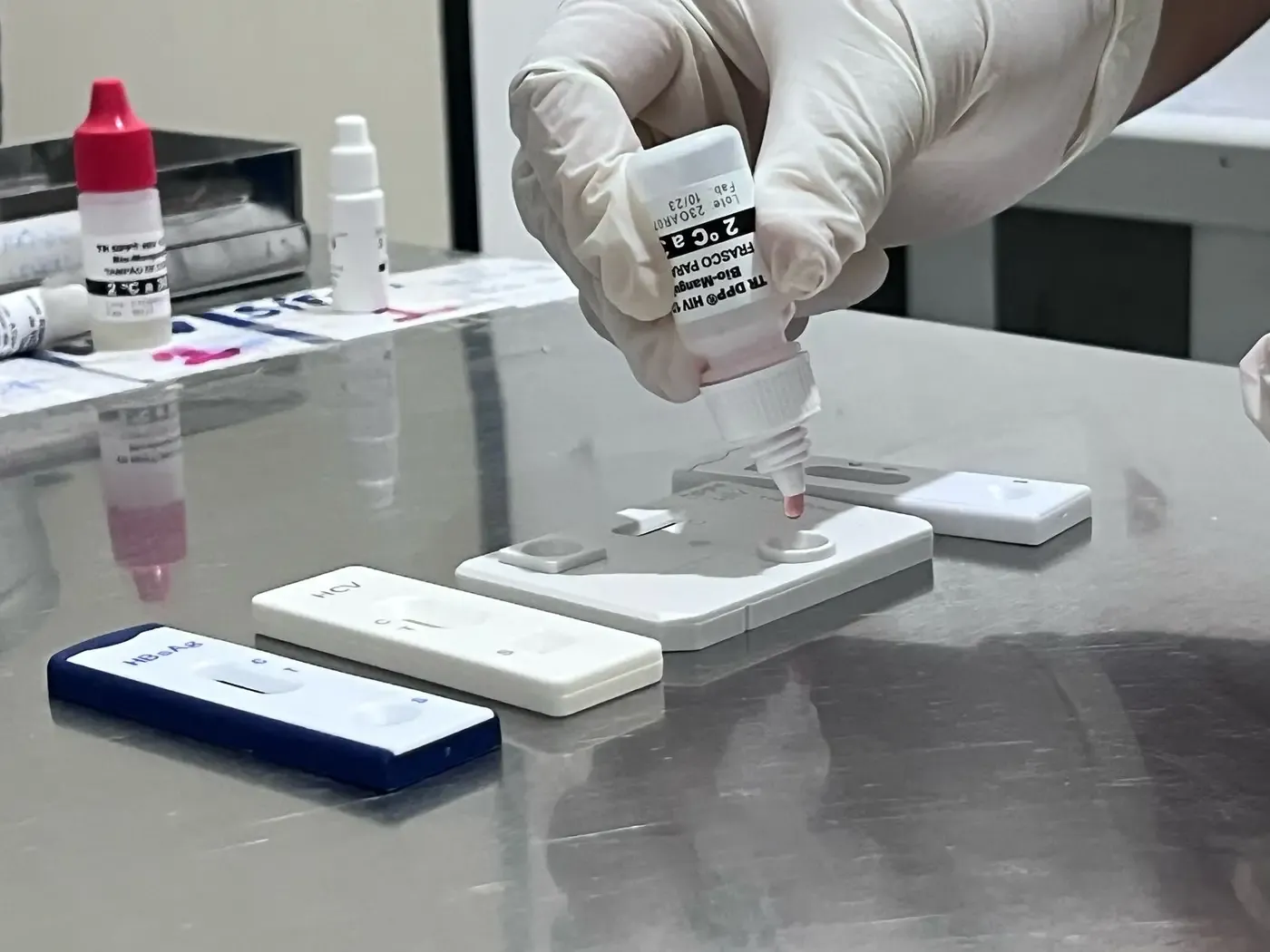 Governo do Amapá promove testagens gratuitas e capacitação sobre biossegurança no combate às Hepatites Virais
