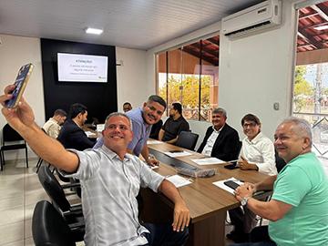Governo e prefeitos reforçam parcerias para impulsionar o desenvolvimento regional