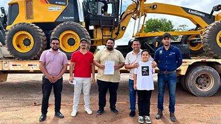 Prefeito Breno destaca avanço com novo maquinário para infraestrutura