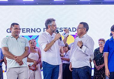 Prefeito Chico Nó celebra a reconstrução da Escola Dr. Murilo Braga