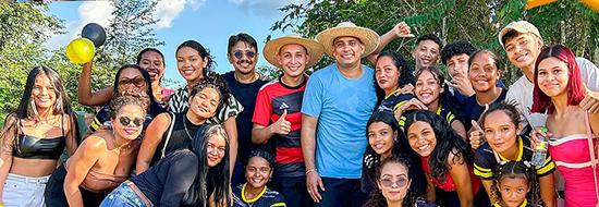 Prefeito Teddy Marcel prestigia final do Campeonato do Açaizal e destaca importância do esporte comunitário