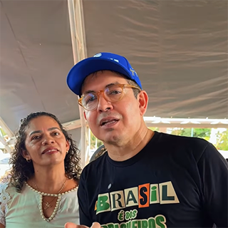 Senador Randolfe Rodrigues entrega títulos de posse em Serra do Navio: uma conquista histórica para os moradores