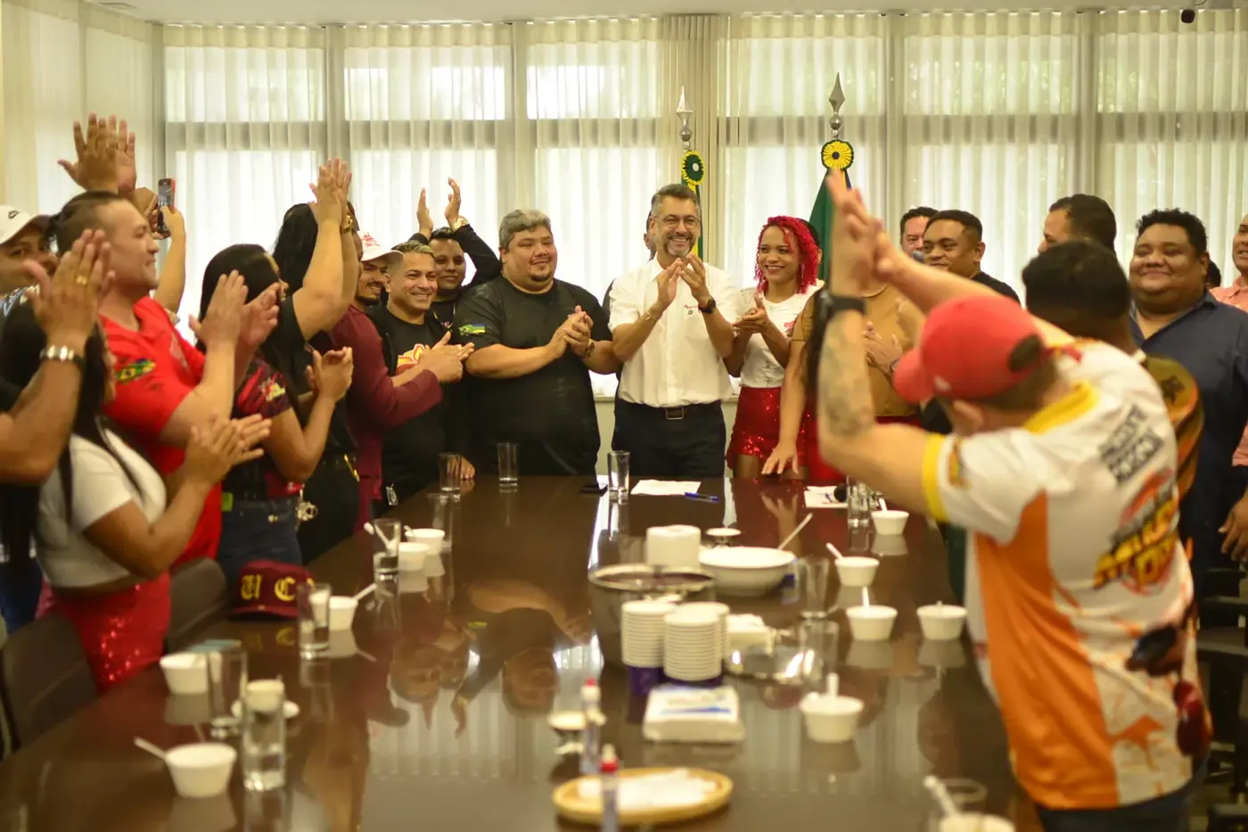 'Consolidar essa cultura popular, respeitada e nascida nas periferias', diz Clécio Luís ao anunciar noite das aparelhagens na 54ª Expofeira do Amapá