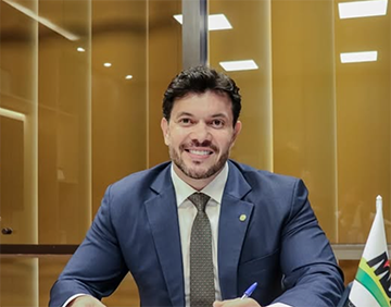 Deputado Acácio Favacho anuncia 320 novas moradias para municípios do Amapá