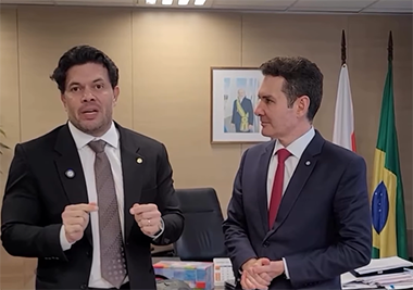 Deputado Acácio Favacho celebra avanços no programa Casa Macapá e destaca apoio do ministro Jader Filho