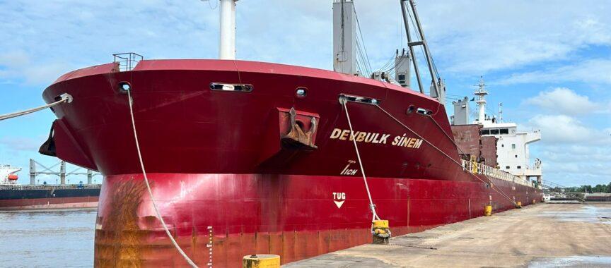Histórico: CDSA registra primeiro embarque de Ilmenita no Porto de Santana