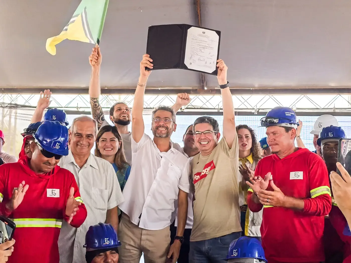 'Investimentos para gerar oportunidades reais e transformar vidas', diz governador Clécio Luís em entrega e anúncio de obras no Residencial Miracema