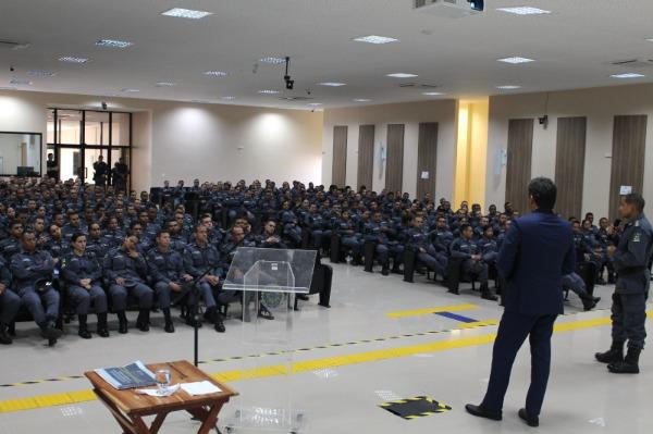 Ministério Público capacita alunos da Polícia Militar para garantir provas válidas