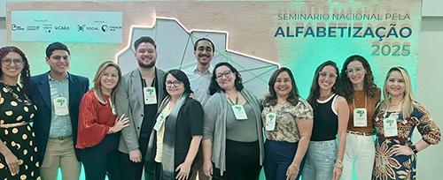 Santana marca presença no Seminário Nacional pela Alfabetização 2025