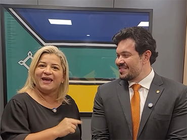 Acácio Favacho anuncia visão ampla de investimentos para Serra do Navio