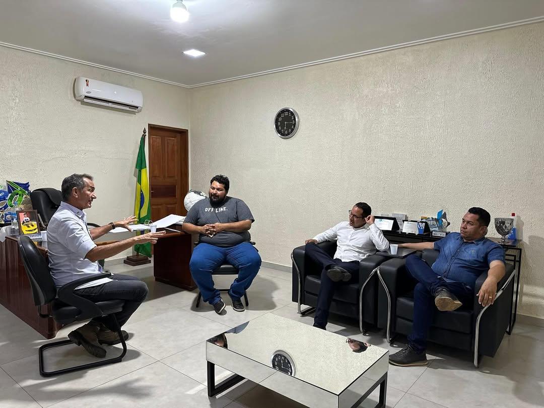 Desenvolvimento em foco: Oiapoque recebe visita de ministro e discute investimentos