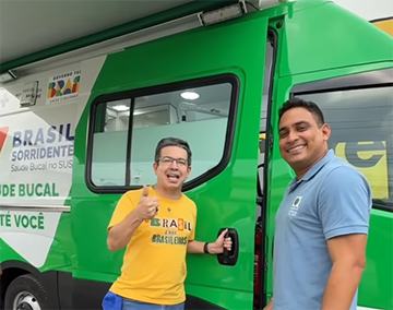 Entrega de nova Unidade Odontológica Móvel inaugura reforço em saúde bucal em Laranjal do Jari