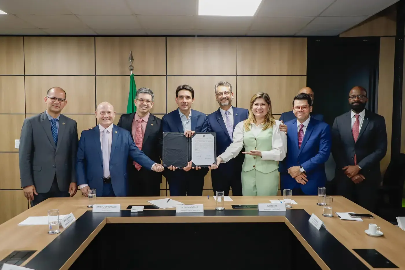 Governo do Amapá e Ministério dos Portos e Aeroportos anunciam pavimentação das vias de acesso ao Porto de Santana