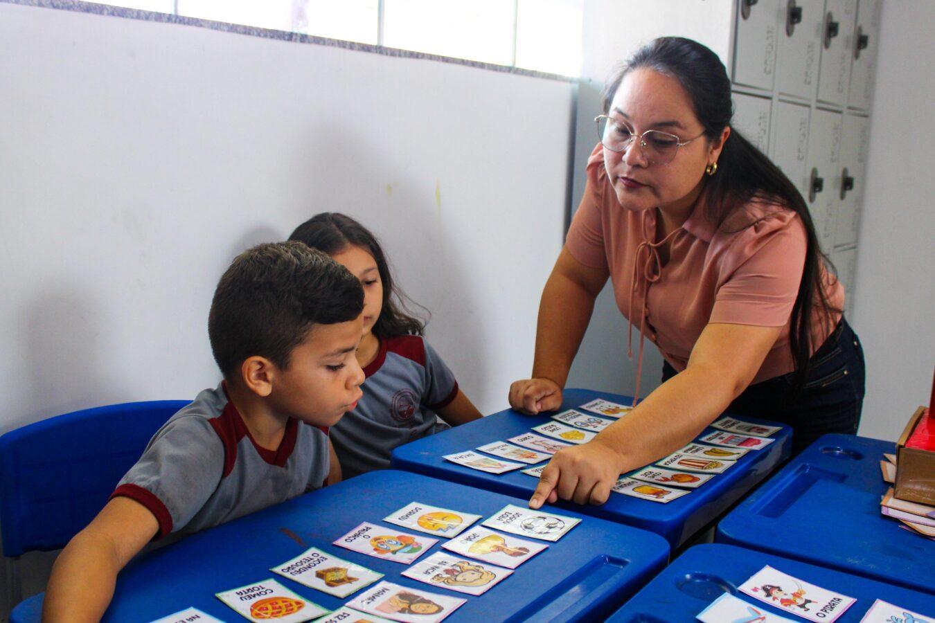Macapá celebra Dia Mundial da Alfabetização com projeto direcionado a alunos do 2º ano do ensino fundamental
