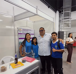 Prefeito de Porto Grande acompanha estudantes na Feceap e destaca ciência como vetor de futuro