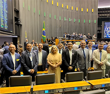 Prefeito Teddy Marcel agradece a Davi pela condução da votação da PEC 66 no Senado