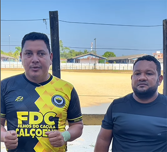 Prefeitura de Calçoene entrega novas chuteiras à Seleção Municipal para Intermunicipal