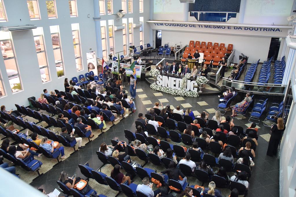 Prefeitura de Santana promove debate educacional internacional no Amapá