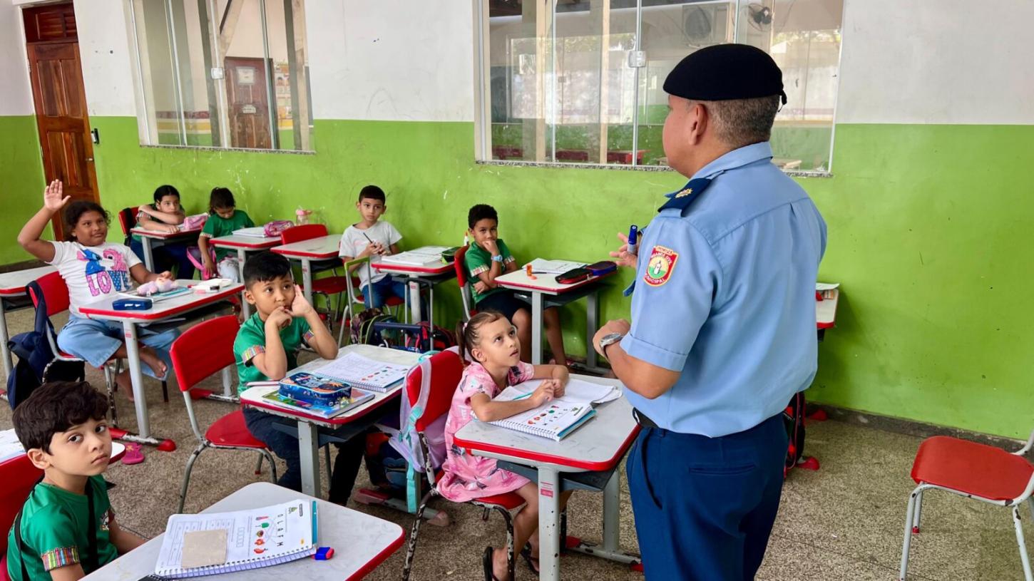 Projeto Ronda Escolar da Guarda Municipal leva cidadania e prevenção à violência para alunos da Zona Norte