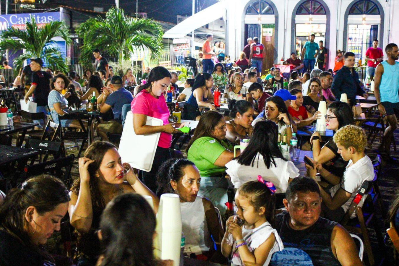 Samba no Mercado Central celebra os 72 anos do patrimônio histórico com música e emoção
