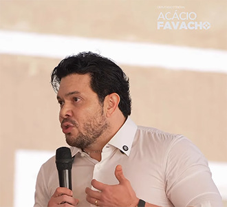 Acácio destaca rede pública e infraestrutura urbana: Macapá avança em educação, moradia e iluminação