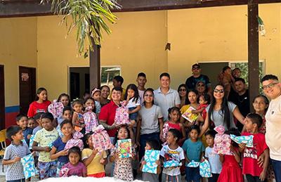 Entrega de brinquedos celebra terceira edição de ação social em Cutias