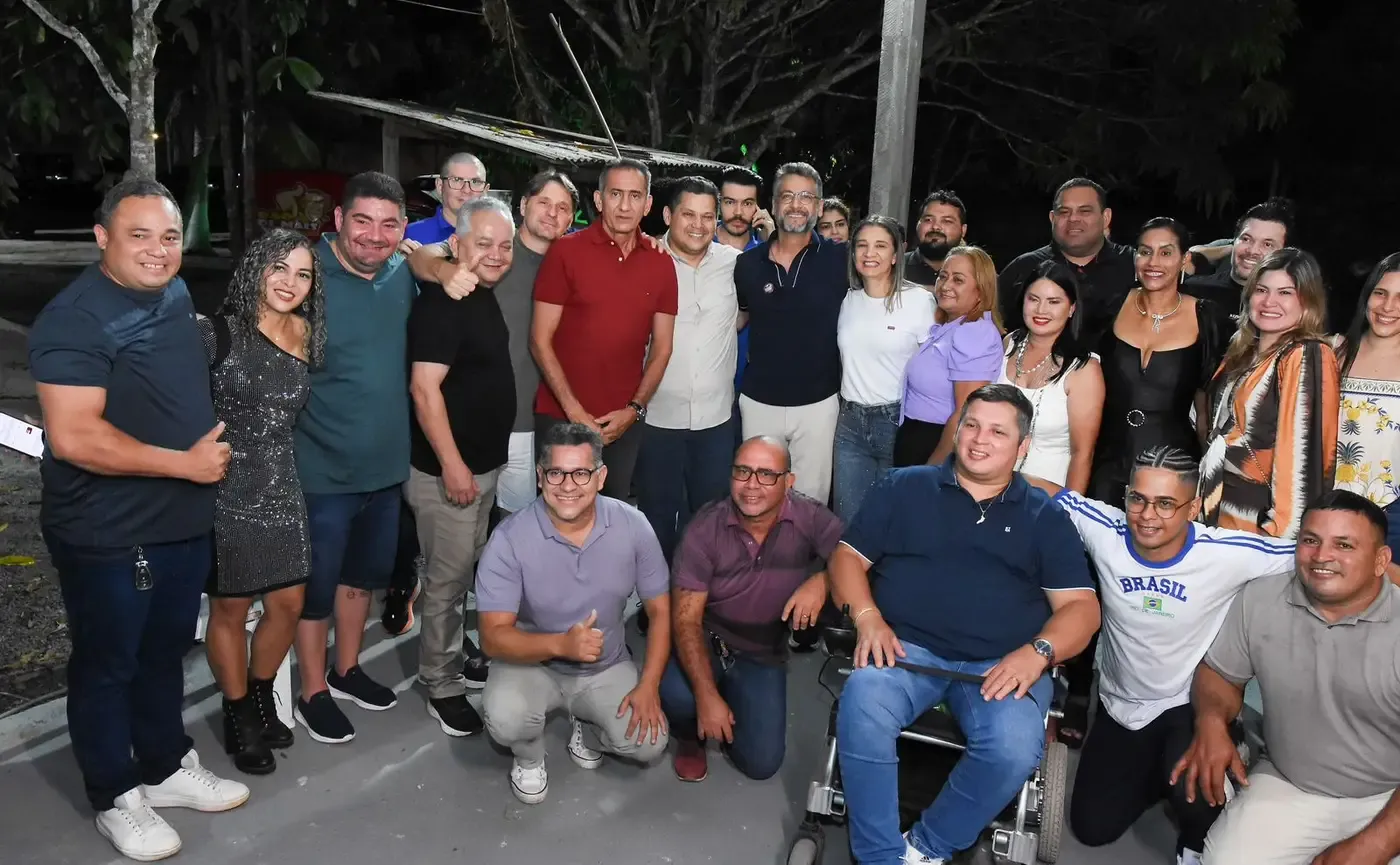 Governador Clécio destaca importância de investir em eventos tradicionais durante visita ao Festival do Abacaxi