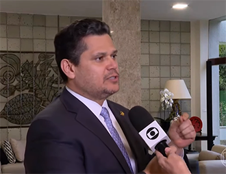 Margem Equatorial: Alcolumbre comemora aval do Ibama para pesquisa da Petrobras no Amapá
