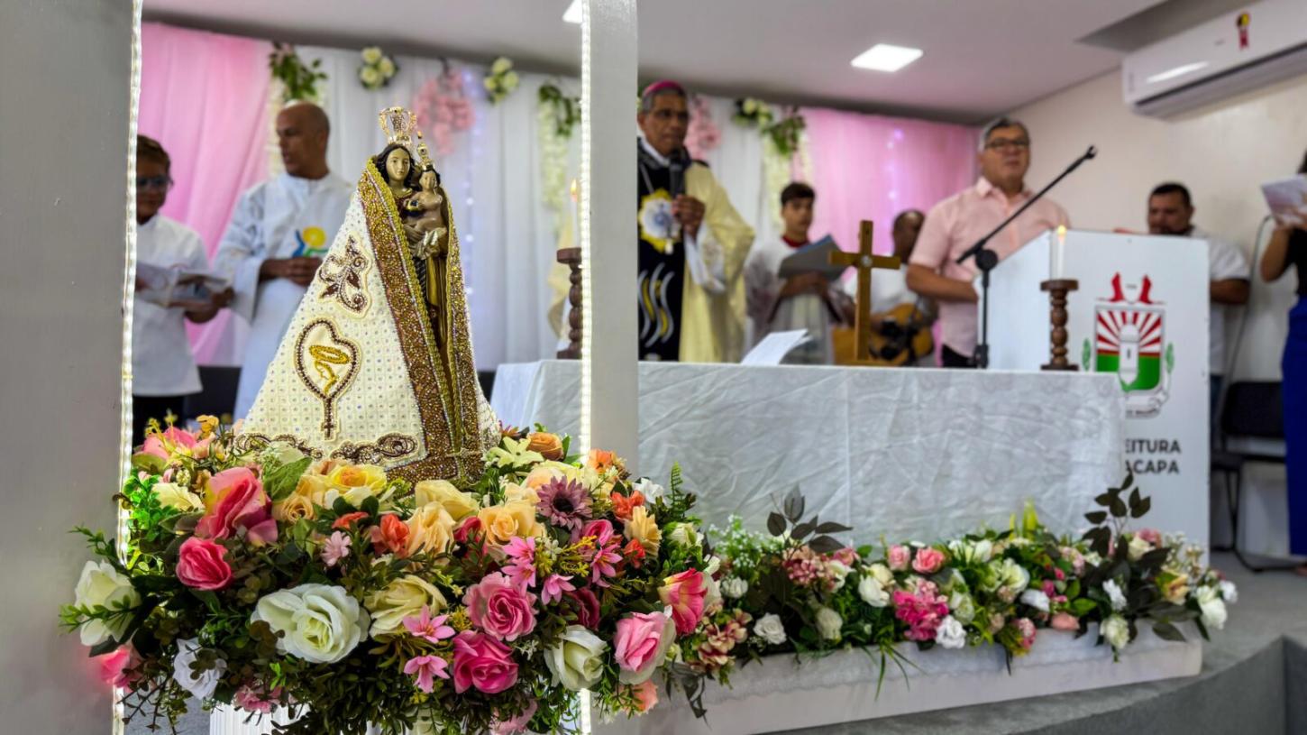 Peregrinação de Nossa Senhora de Nazaré emociona servidores na Prefeitura de Macapá