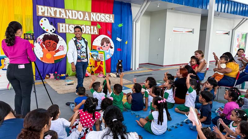 Projeto de Leitura “Era Uma Vez” faz a alegria da criançada na Creche Municipal Tia Chiquinha