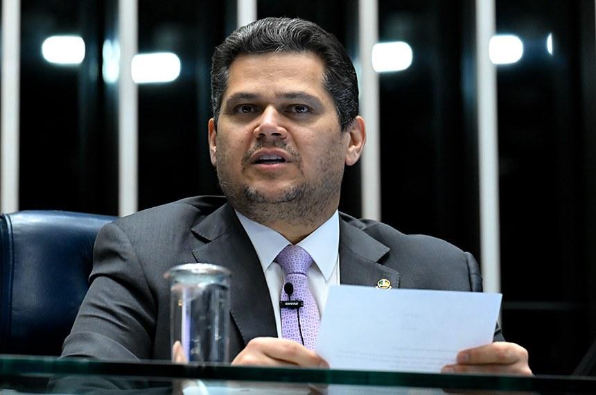 Senado lança “Zap Delas” para combater violência política de gênero
