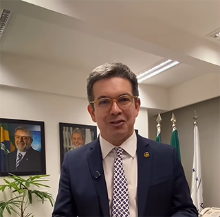 Transposição: governo oficializa reenquadramento do nível básico para o intermediário