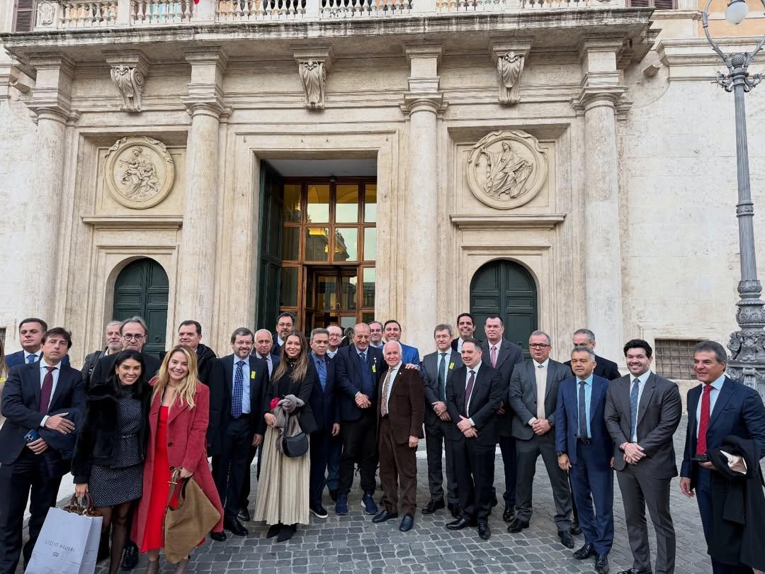 Acácio Favacho cumpre agenda no Parlamento Italiano em busca de cooperação para o Amapá