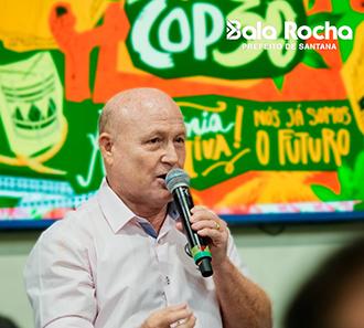 Prefeito de Santana apresenta potencial econômico do município na COP30, em Belém