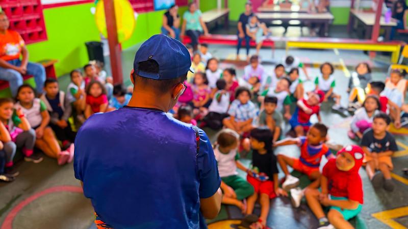 Projeto Era Uma Vez abre programação de novembro na Escola Municipal Pequeno Cidadão