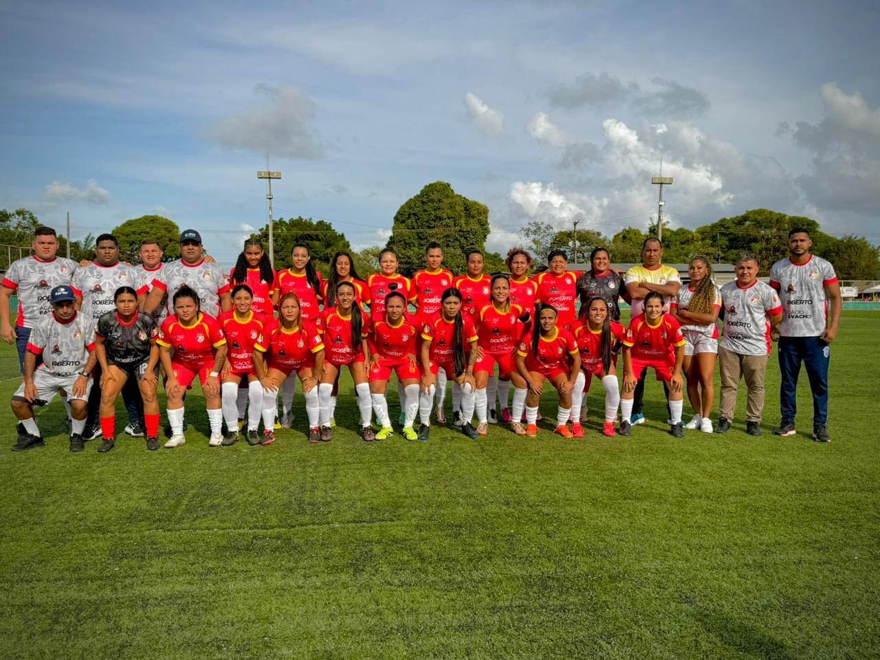 Seleção feminina de Mazagão brilha e vence Amapá por 3 a 1 em jogo emocionante