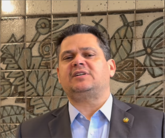Bancada do Amapá pede à Aneel suspensão de reajuste antes de aplicar nova lei de alívio tarifário