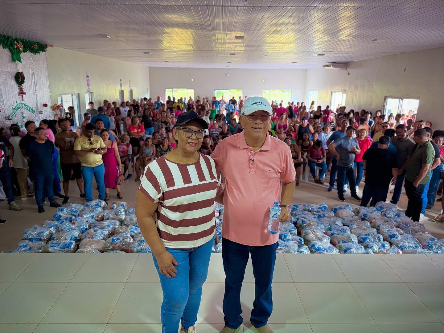 Mazagão distribui cestas básicas na Vila Maracá para famílias atingidas pela estiagem