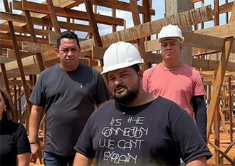 Obras da Casa do Bolsa avançam no bairro Fazendinha, em Oiapoque