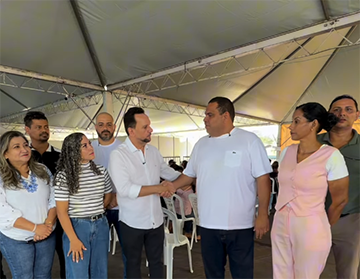 Prefeito Elielson e deputado Josenildo visitam atendimentos do Carreta Delas em Porto Grande