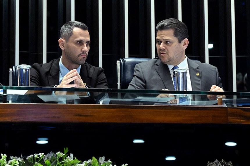 Promulgada emenda que isenta IPVA de veículos com mais de 20 anos