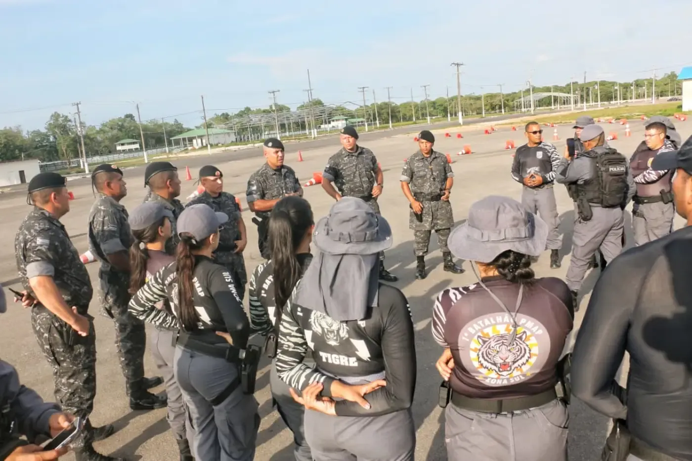 Agentes da Segurança Pública integram treinamento intenso sobre direção segura e resposta rápida em viaturas