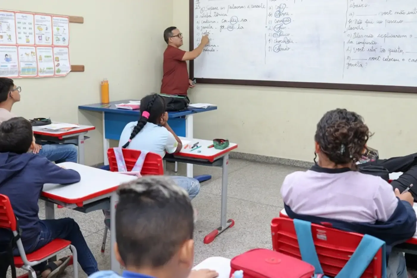 Governo do Amapá injeta mais de R$ 25,1 milhões na economia com pagamento de férias aos profissionais da educação