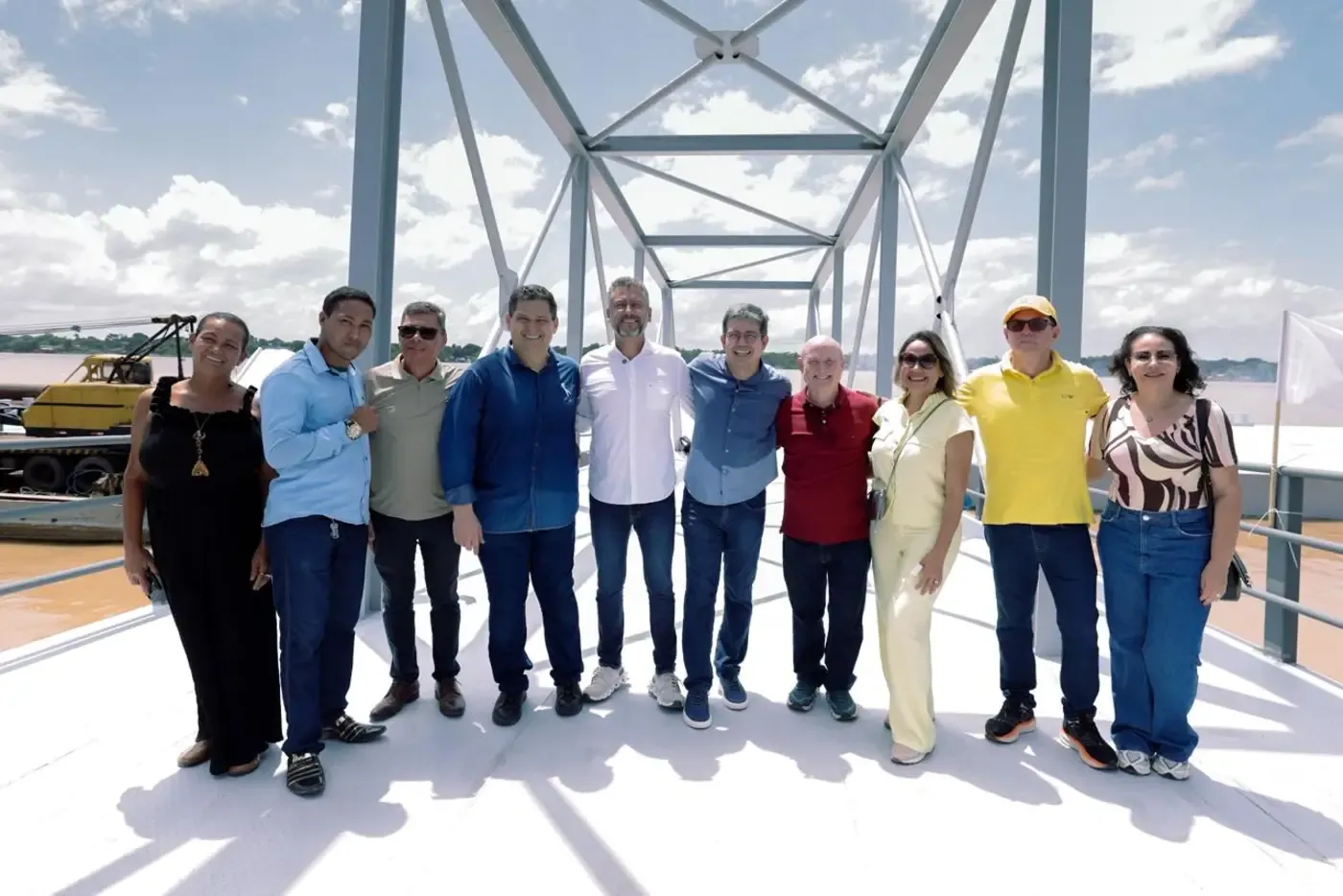 'Muda a relação do Amapá pra melhor com o nosso Rio Amazonas', diz governador Clécio na inauguraçāo do Porto do Povo de Santana