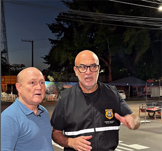 Trânsito de Santana ganha nova sinalização e mudança de sentido no entorno da Praça Cívica