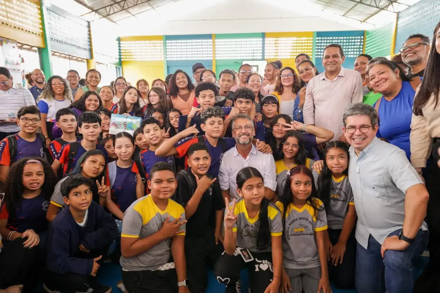 Clécio anuncia a 'Revolução Tecnológica e Educacional' com o lançamento do Escola Tech Amapá
