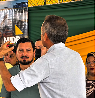 Ferreira Gomes recebe ação do Acelera Amapá com entrega de cestas e incentivo à produção local