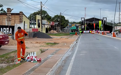 Laranjal do Jari reforça serviços de limpeza urbana durante o Carnaval