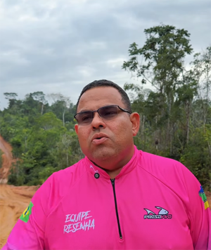 Prefeito Elielson projeta desenvolvimento na divisa com Macapá ao acompanhar obras no Nova Colina