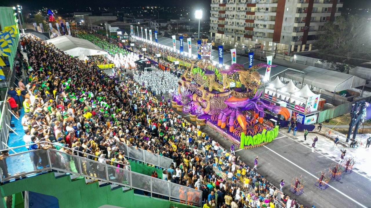 Santana celebra vice-campeonato da Império do Povo e reforça força do Carnaval amapaense